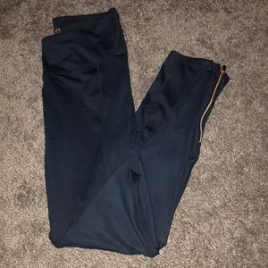 Navy blue leggings with rose gold zipper